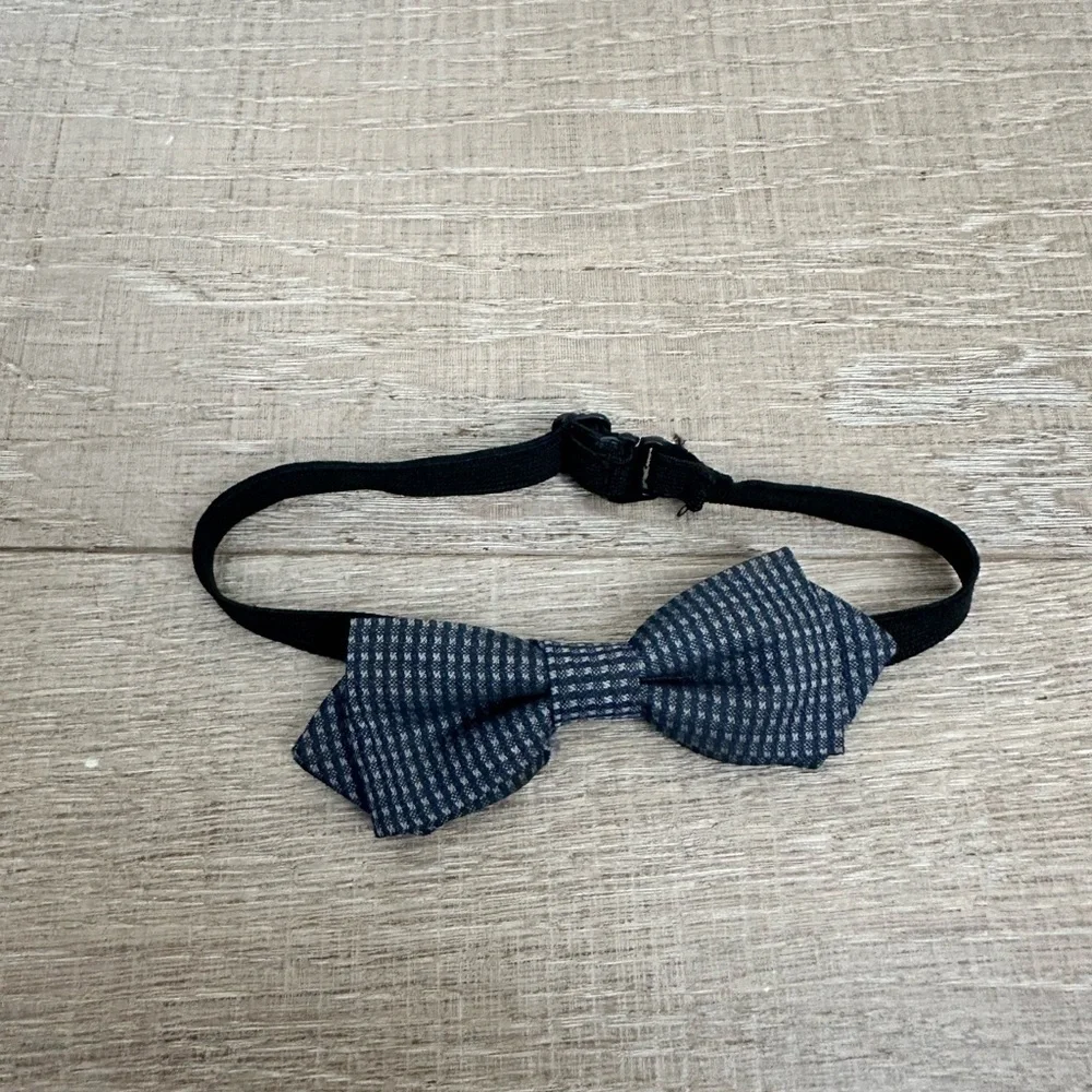 Zara Kids Black and Gray Patterned Bow Tie